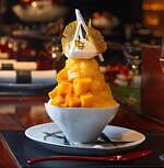 六本木のラトリエ ドゥ ジョエル・ロブション初のかき氷、瑞々しいマンゴー果肉×ココナッツのエスプーマ｜写真2