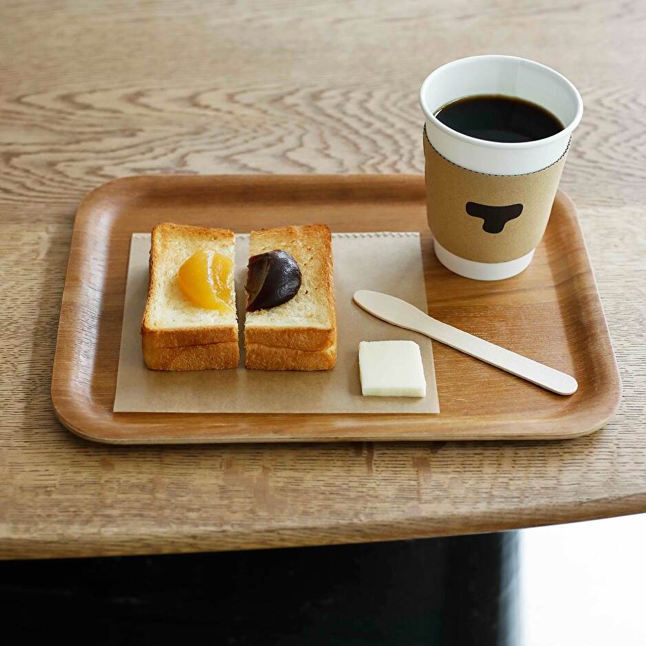 あんトースト［パッションフルーツ＆こしあん］［パッションフルーツ＆黒砂糖とメープルシロップ］601円