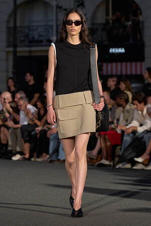 アミ パリス(Ami Paris) 2026年春夏ウィメンズ&メンズコレクション  - 写真7