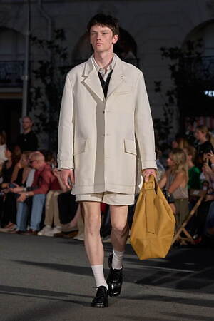 アミ パリス(Ami Paris) 2026年春夏ウィメンズ&メンズコレクション  - 写真28