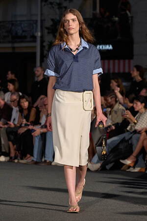 アミ パリス(Ami Paris) 2026年春夏ウィメンズ&メンズコレクション  - 写真37