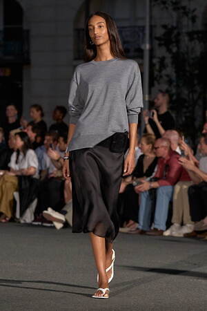 アミ パリス(Ami Paris) 2026年春夏ウィメンズ&メンズコレクション  - 写真49