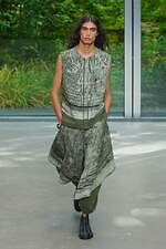 アイム メン 2026年春夏コレクション、加守田章二の陶芸に息づくエネルギーを投影｜写真30