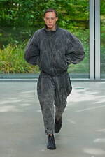 アイム メン 2026年春夏コレクション、加守田章二の陶芸に息づくエネルギーを投影｜写真46