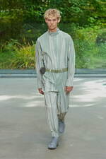 アイム メン 2026年春夏コレクション、加守田章二の陶芸に息づくエネルギーを投影｜写真50