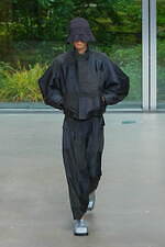 アイム メン 2026年春夏コレクション、加守田章二の陶芸に息づくエネルギーを投影｜写真69