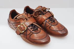 ミュウミュウ“バックルストラップ”が甲を覆う革製スニーカー、パイソン×ナイロンのスニーカーも｜写真2