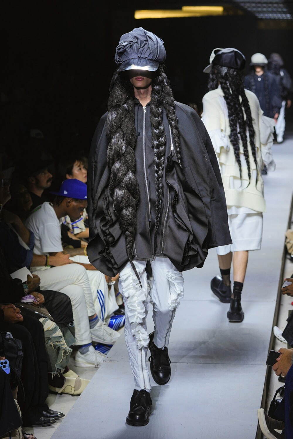 コム デ ギャルソン・オム プリュス(COMME des GARÇONS HOMME PLUS) 2026年春夏メンズコレクション  - 写真31
