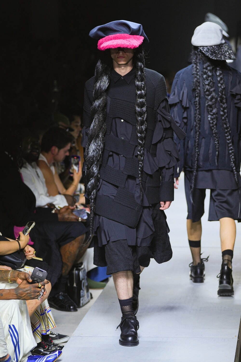 コム デ ギャルソン・オム プリュス(COMME des GARÇONS HOMME PLUS) 2026年春夏メンズコレクション  - 写真37