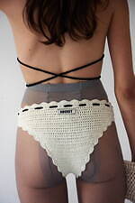 ニットブランド「ンニット」“花柄”クロシェ編みニット＆クリアサンダルなど、原宿の限定ストアで｜写真13