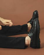 ノンネイティブ×リーガルシューアンドカンパニー、“ゴアテックス搭載”レザーモカシンシューズ｜写真19