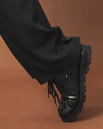 ノンネイティブ×リーガルシューアンドカンパニー、“ゴアテックス搭載”レザーモカシンシューズ｜写真18