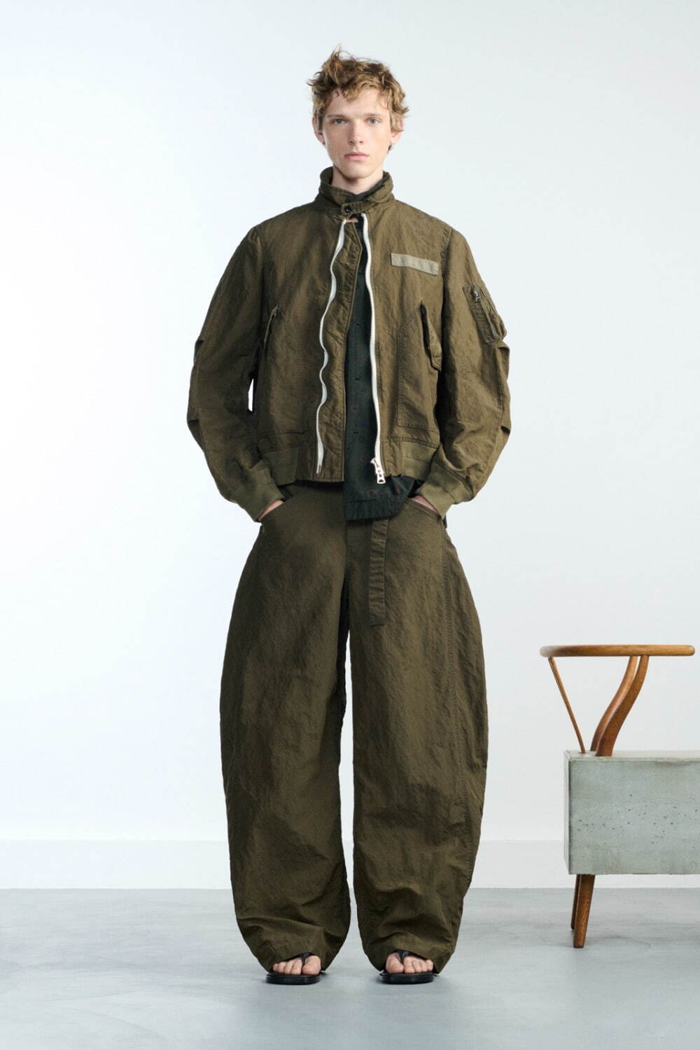 sacai 2026年春夏メンズコレクション - 日常に溶け込む装い