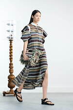 sacai 2026年春ウィメンズコレクション - 親しみと高揚感を感じられる衣服｜写真26