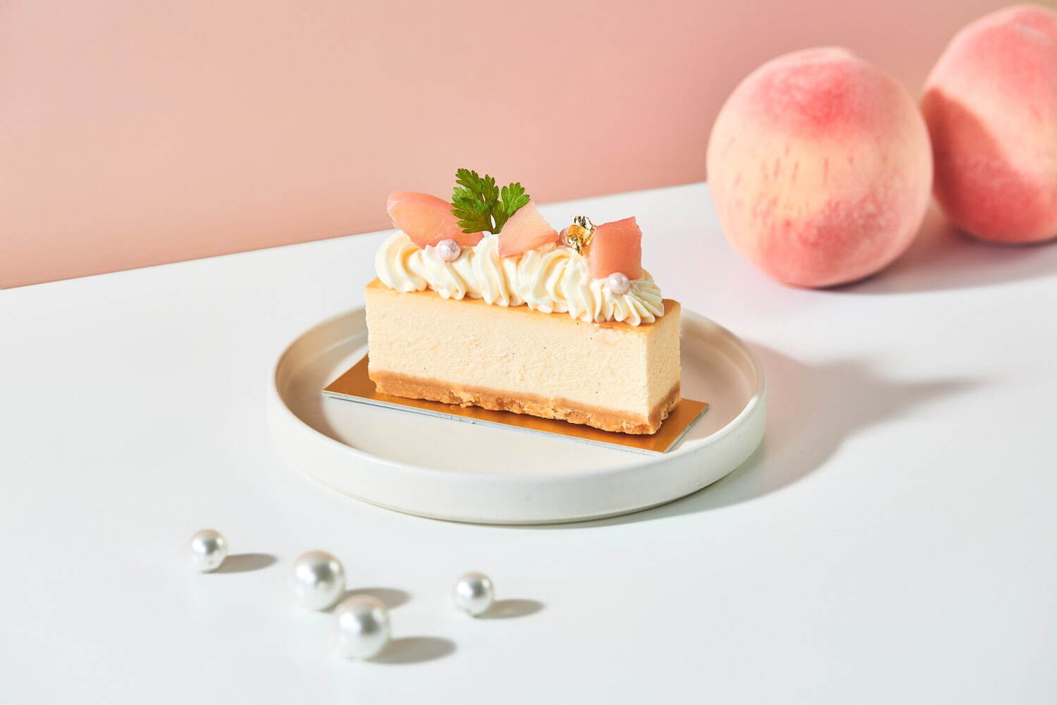 アニヴェルセルカフェ 表参道、桃づくしのアフタヌーンティーや花嫁ドレス風パフェなど夏限定メニュー｜写真7