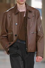 エルメス 2026年春夏メンズコレクション、軽く涼やかな夏の佇まい｜写真45