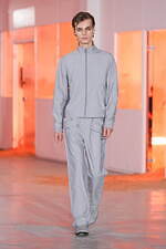 キコ・コスタディノフ 2026年春夏メンズコレクション - 日常、静かな時間の流れとともに｜写真11