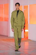 キコ・コスタディノフ 2026年春夏メンズコレクション - 日常、静かな時間の流れとともに｜写真25