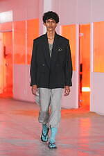 キコ・コスタディノフ 2026年春夏メンズコレクション - 日常、静かな時間の流れとともに｜写真59