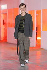 キコ・コスタディノフ 2026年春夏メンズコレクション - 日常、静かな時間の流れとともに｜写真69