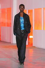 キコ・コスタディノフ 2026年春夏メンズコレクション - 日常、静かな時間の流れとともに｜写真71