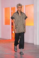 キコ・コスタディノフ 2026年春夏メンズコレクション - 日常、静かな時間の流れとともに｜写真83