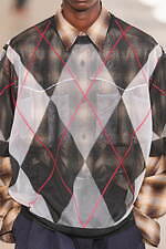 カラー 2026年春夏コレクション、軽やかな“揺らぎ”をプラス｜写真35