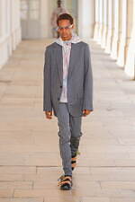 カラー 2026年春夏コレクション、軽やかな“揺らぎ”をプラス｜写真59