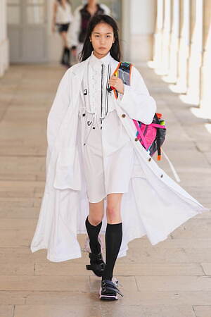 カラー(kolor) 2026年春夏ウィメンズ&メンズコレクション  - 写真2