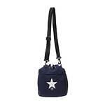 スターバックス×コンバース トウキョウ“七夕の夜空”着想ボトルやラテカラーの巾着バッグ、中目黒限定で｜写真3