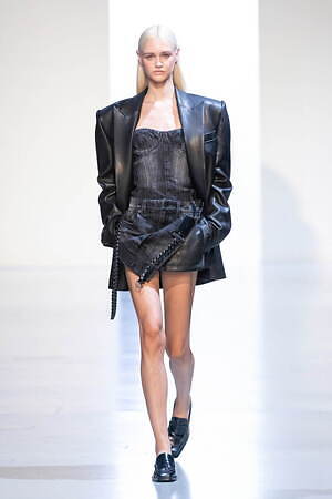 ジュン・ジー(JUUN.J) 2026年春夏ウィメンズ&メンズコレクション  - 写真15