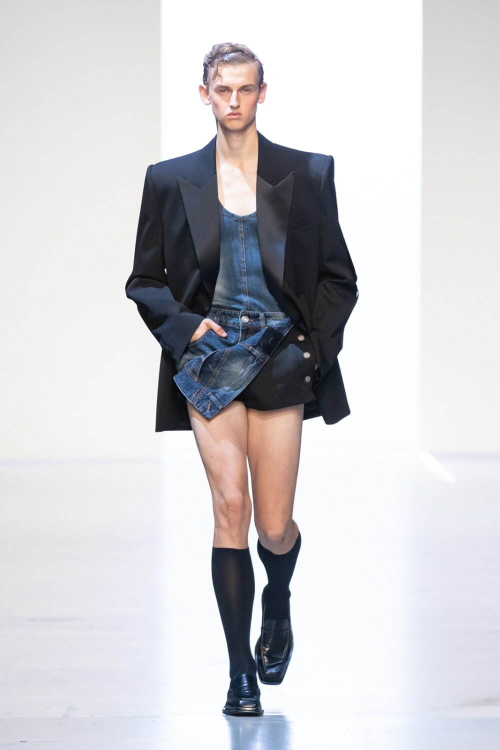 ジュン・ジー 2026年春夏<span>コレクション</span> - 写真18