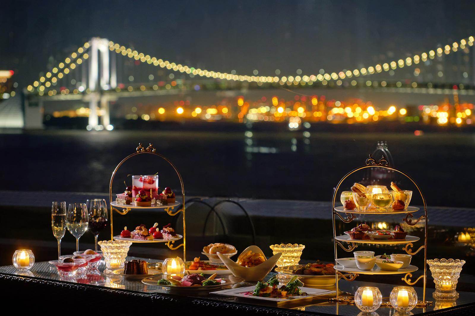 ホテル インターコンチネンタル 東京ベイ「トワイライトビアテラス」東京湾の夜景と共に生ビール＆肉料理｜写真8