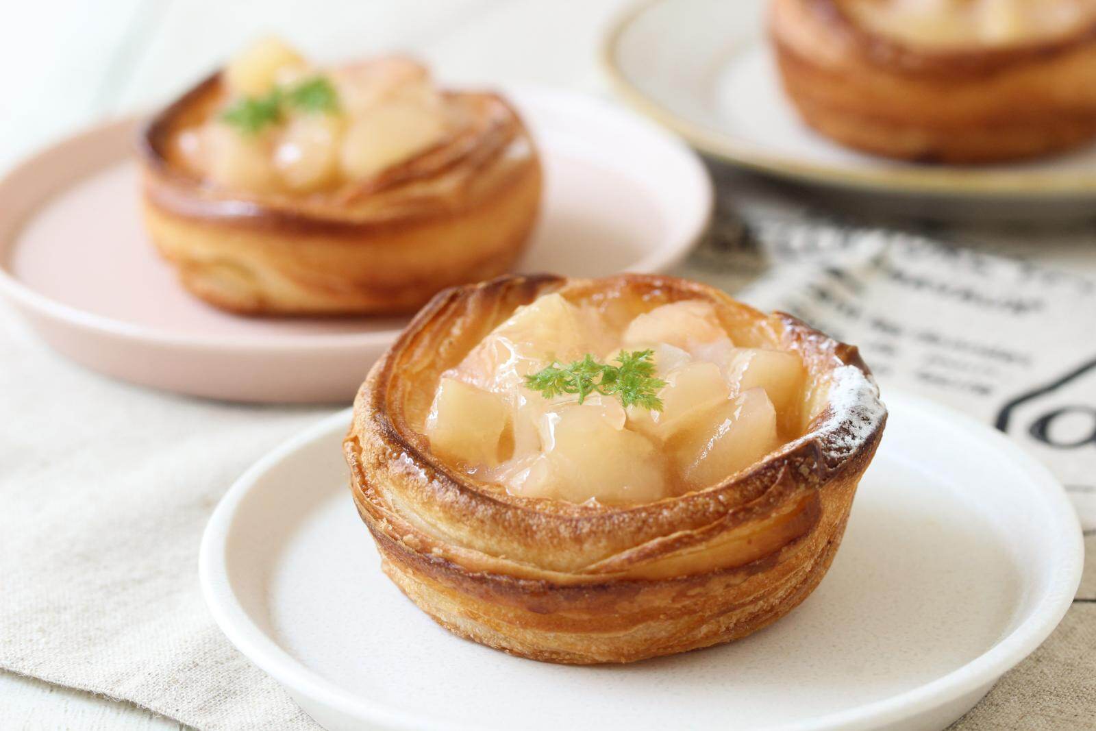 阪急うめだ本店に「桃スイーツ」集結、“まるで真珠”ヨーグルトクリームのケーキ＆丸ごと1玉のせタルト｜写真16