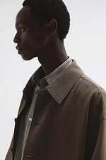 カネマサフィル 2026年春夏コレクション、エジプトの砂漠をわたり歩く探検者｜写真13