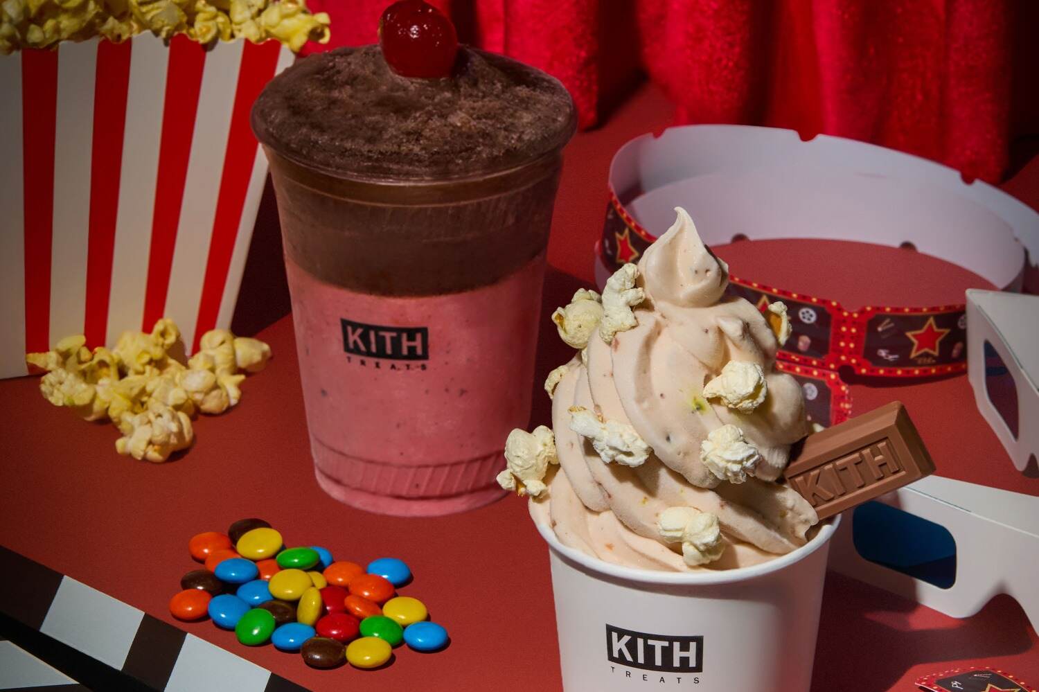 コーラ(飲料)｜キス トリーツ トウキョウ「映画館」着想スイーツ、“バターポップコーン味”のあまじょっぱいアイス