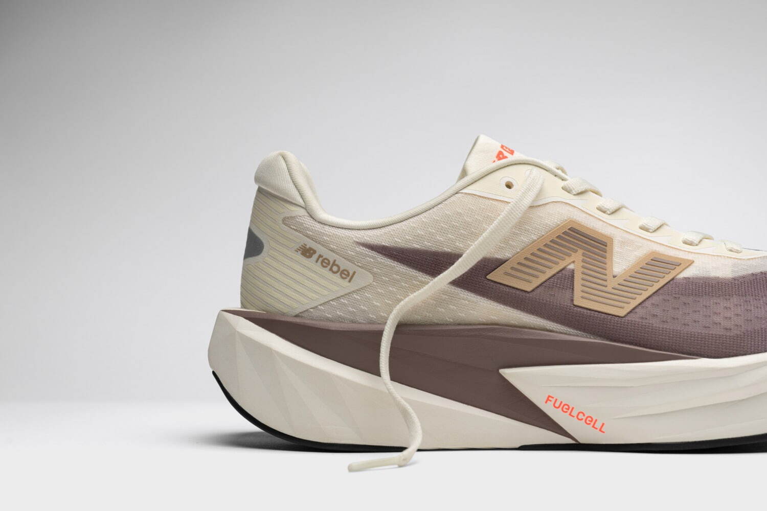 ニューバランス(New Balance) フューエルセル レベル v5｜写真8