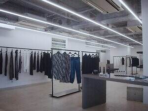 ヨウジヤマモト(Yohji Yamamoto), グラウンド ワイ(Ground Y), ワイズフォーメン(Y's for men), リミ フゥ(LIMI feu), ディスコード ヨウジヤマモト(discord Yohji Yamamoto), ワイズ(Y's) ワイズ スーパー ポジション｜写真4