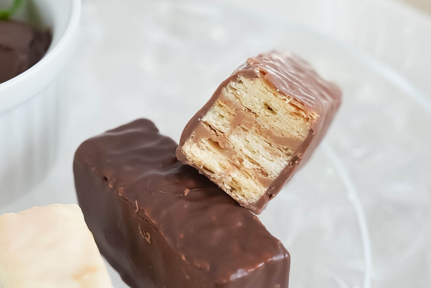 メリーチョコレート“チョコたっぷりミルフィーユ”の魅力を解説 - 工場潜入＆アレンジレシピも｜写真3