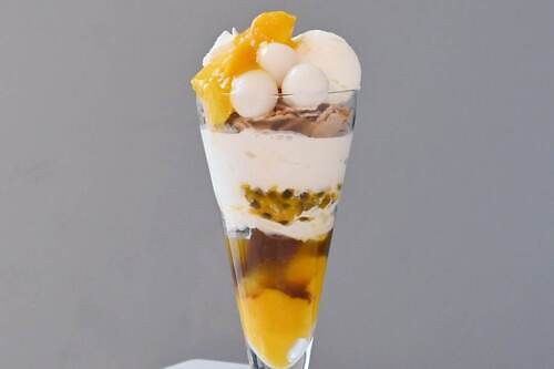 マンゴー＆パッションフルーツの南国パフェや“チャイ香る”夏のアイスフロート、ナナズグリーンティーから