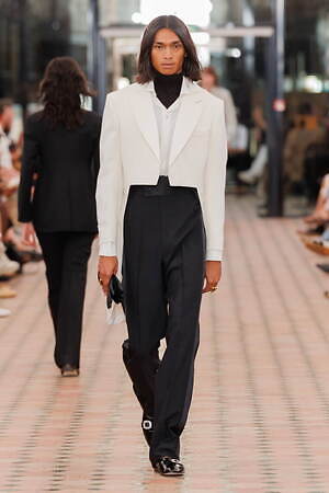 ウェールズ・ボナー(WALES BONNER) 2026年春夏ウィメンズ&メンズコレクション  - 写真31