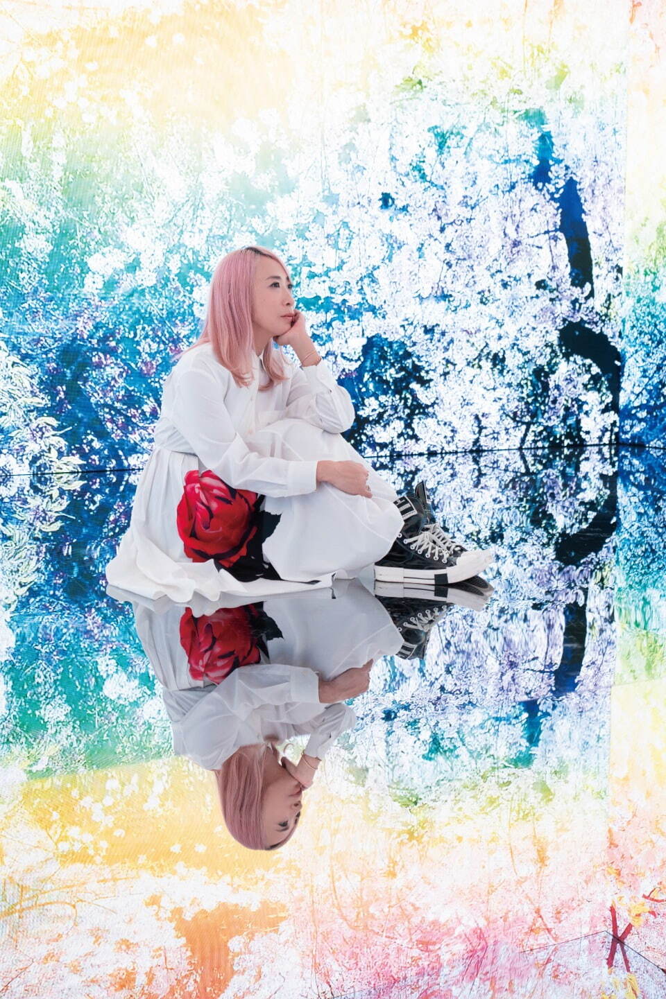 蜷川実花“日本最大級の球体水槽”使ったインスタレーション、神戸の水族館「アトア」で｜写真3