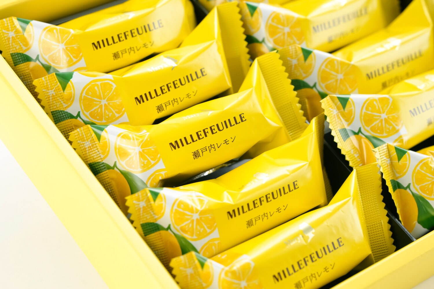 メリーチョコレートの夏限定ミルフィーユ、爽やか“瀬戸内レモン”＆ホワイトチョコがけ｜写真6