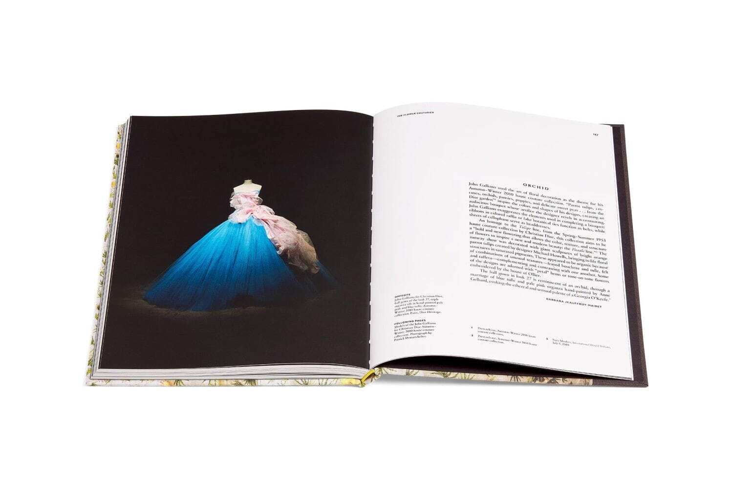 書籍『DIOR. ENCHANTING GARDENS』 7,100円