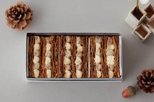 ミルフィーユ｜「モンブラン ミルフィーユ」栗×バニラの濃厚クリーム、フォーシーズンズホテル丸の内 東京の秋スイーツ