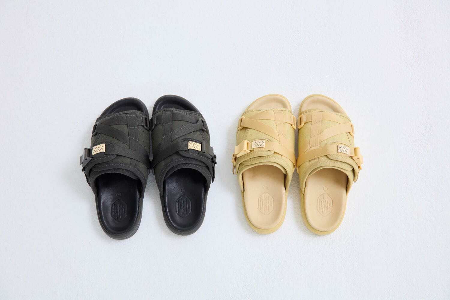 CHRISTO 各105,600円
Photography: Keisuke Fukamizu