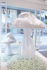 タンバリンズ旗艦店が東京・渋谷パルコ前にオープン、“卵型”フレグランス＆キャンドルなど勢揃い｜写真35