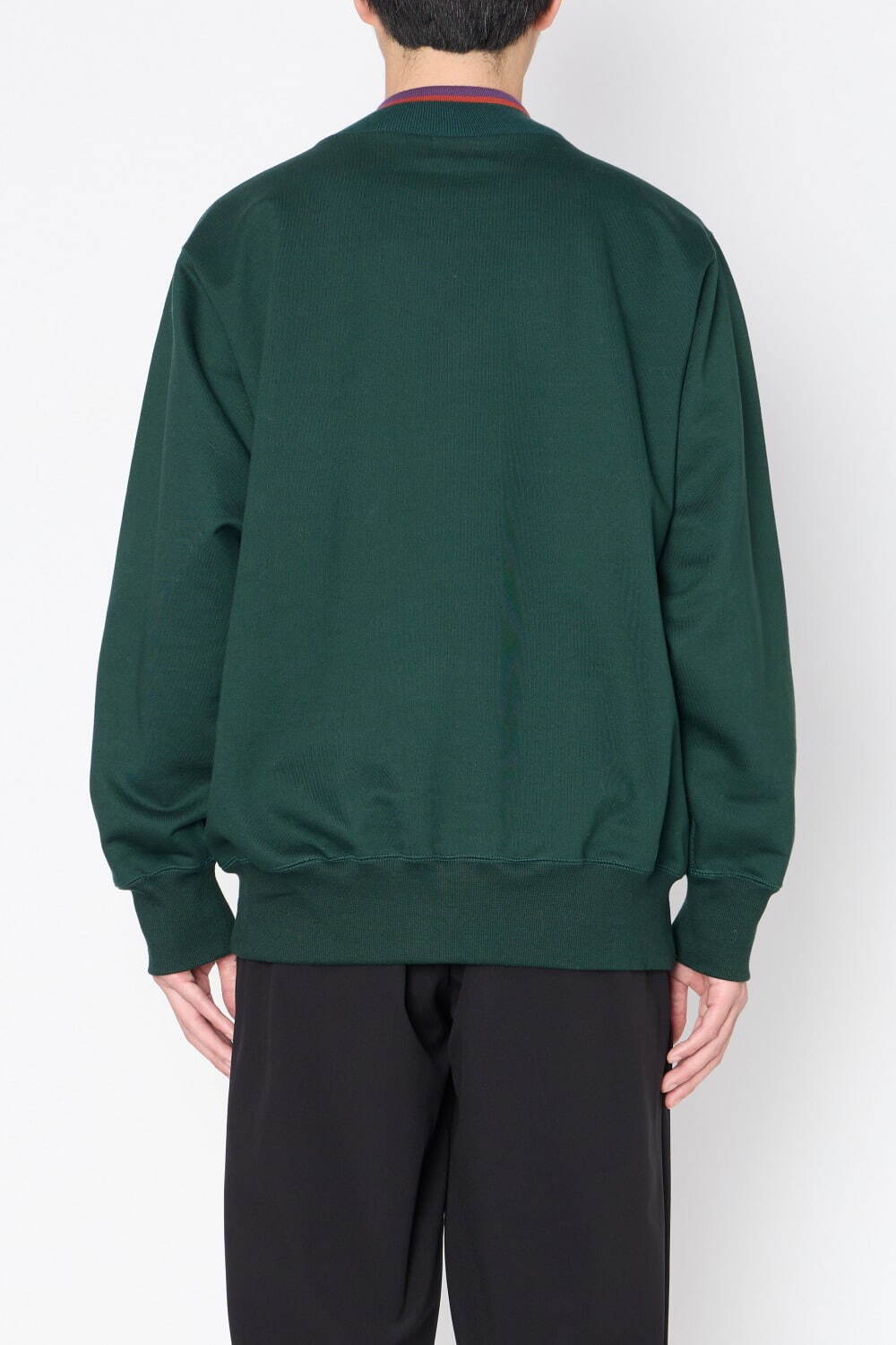 カラー“裏返し”デザインのアシンメトリーブルゾン＆ウールのボリューム袖アウター｜写真39