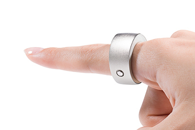 デジタル｜指輪型ウェアラブルデバイス「Ring」指先ジェスチャーで音楽再生、照明点灯など