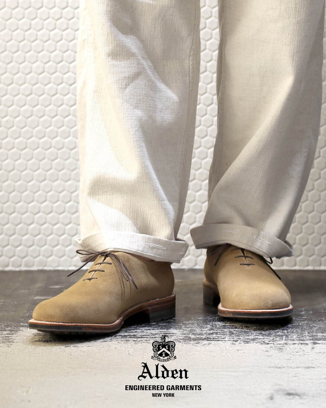 エンジニアド ガーメンツ×オールデンの革靴、スエードや“老舗タンナー”レザーのVチップ｜写真34